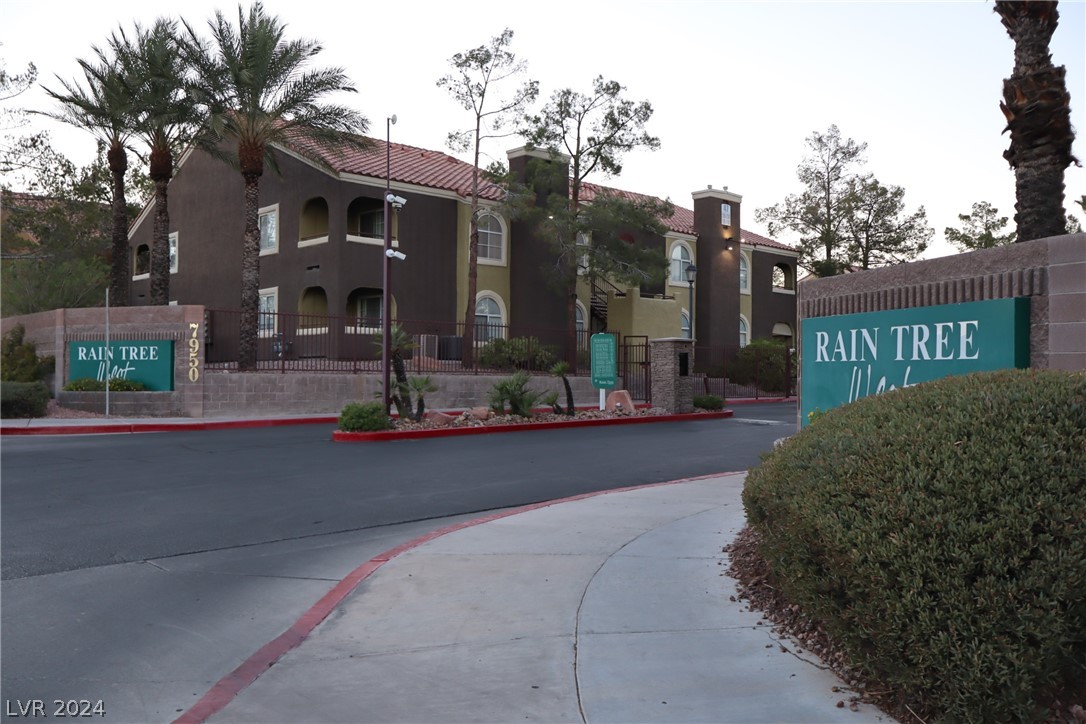 7950 West Flamingo Road, Unit 2033 Las Vegas, NV 89147 - Photo 16 of 23 Community Entrance