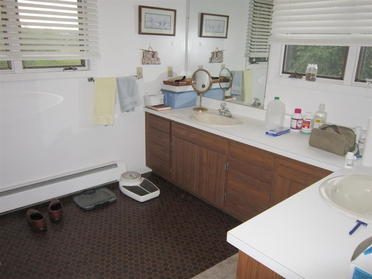2815 East Long Lake Road Traverse City, MI 49685 - Photo 26 of 44 1807004-25.JPG