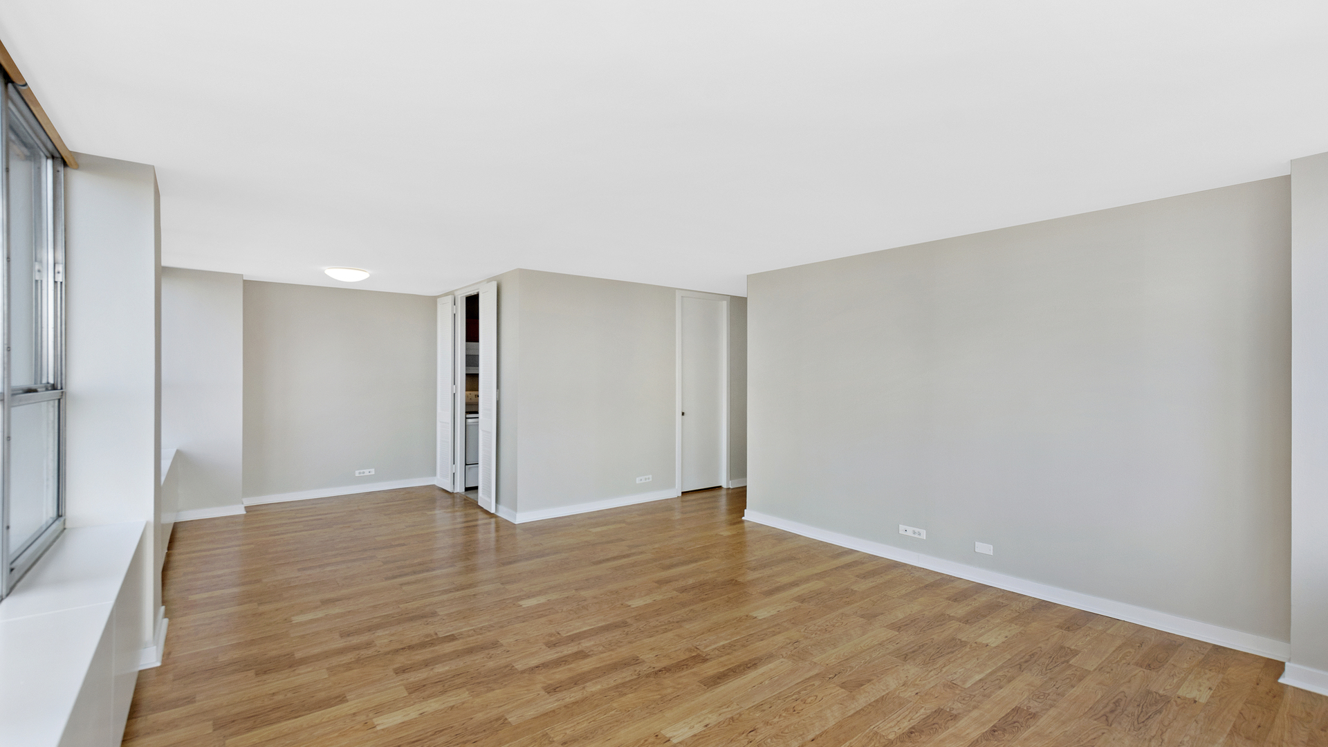 655 West Irving Park Road, Unit 710 Chicago, IL 60613 - Photo 4 of 24 a view of an empty room