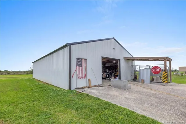 $599,900 | 113 Deltra Hardin Road, Hackberry, LA 70645