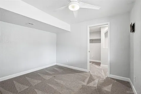 an empty room with a empty space