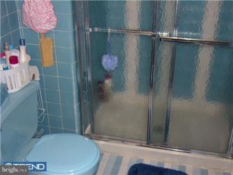 444 Rennard Street Philadelphia, PA 19116 - Photo 10 of 12 Bathroom