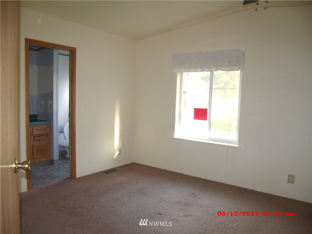260 Estes Road Castle Rock, WA 98611 - Photo 8 of 25 Gallery Image 8