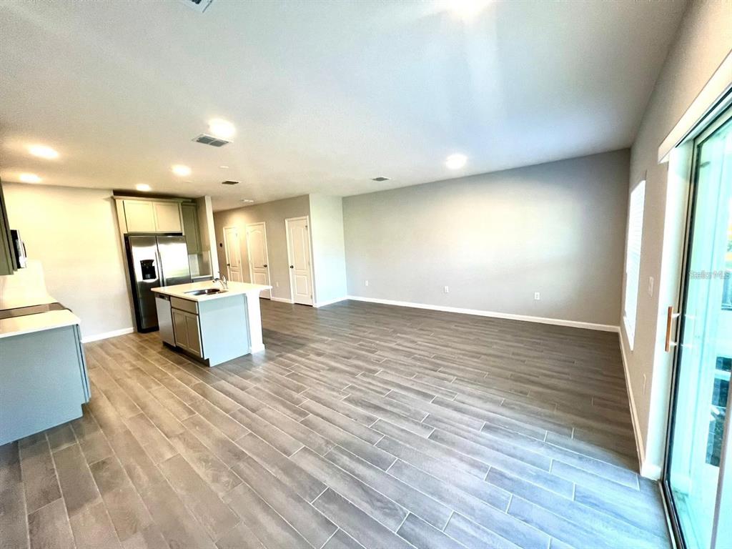 2774 Narcoossee Cmns Way St. Cloud, FL 34771 - Photo 4 of 17