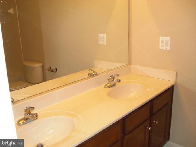 2857 Packer Street Winchester, VA 22601 - Photo 20 of 27 Bath #2