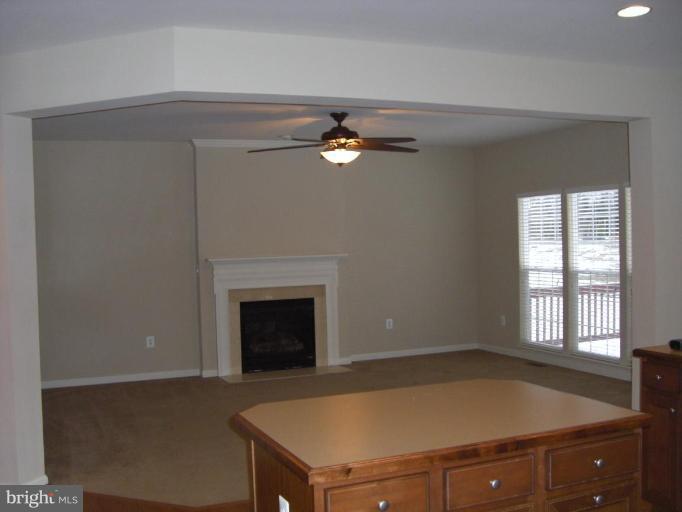 2857 Packer Street Winchester, VA 22601 - Photo 6 of 27 Kitchen/Family Room