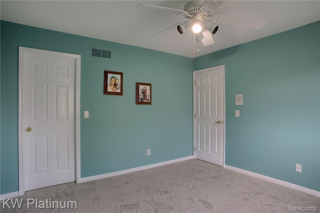 51955 Lillian Road New Baltimore, MI 48047 - Photo 21 of 33 2nd_Bedroom_2nd_View.jpg