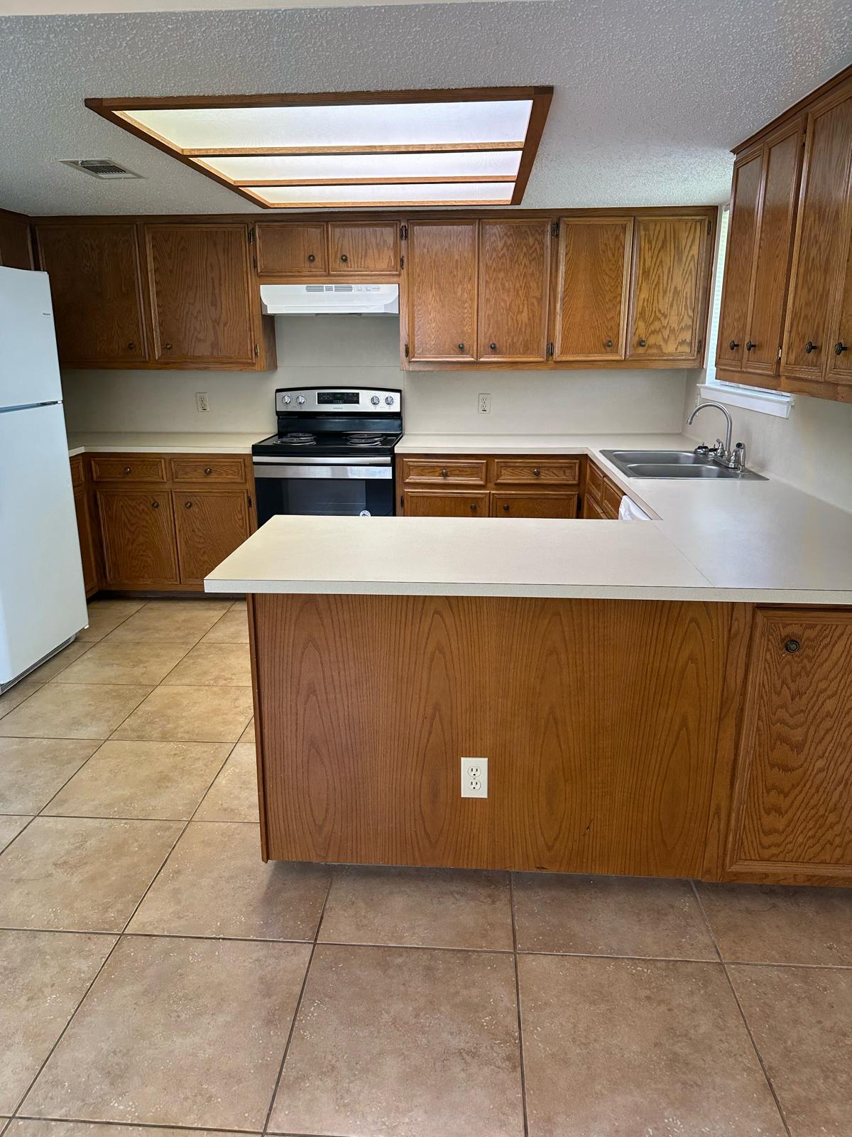 16305 Forest Way Austin, TX 78734 - Photo 3 of 11