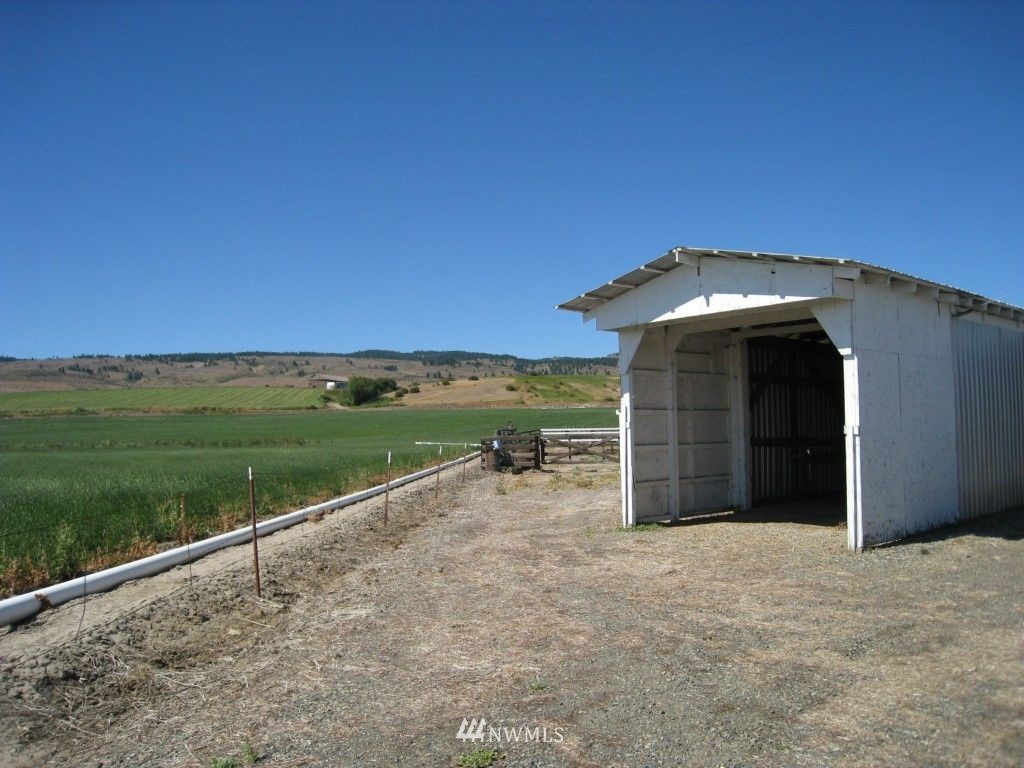 4240 Thorp Cemetery Road Thorp, WA 98946 - Photo 13 of 25 Gallery Image 13