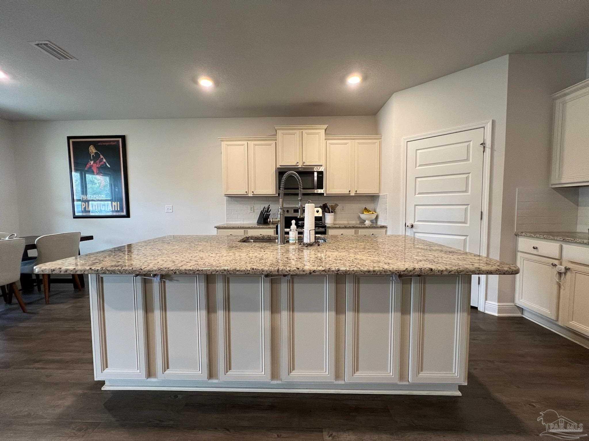 8026 Burnside Loop Pensacola, FL 32526 - Photo 15 of 34