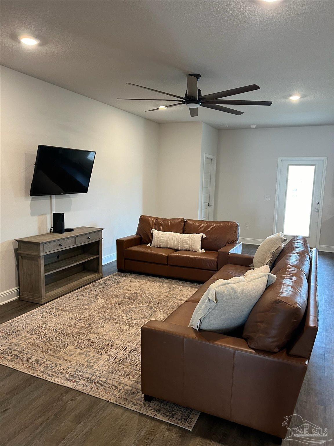 8026 Burnside Loop Pensacola, FL 32526 - Photo 18 of 34