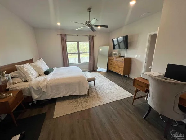 $2,500 | 8026 Burnside Loop, Pensacola, FL 32526