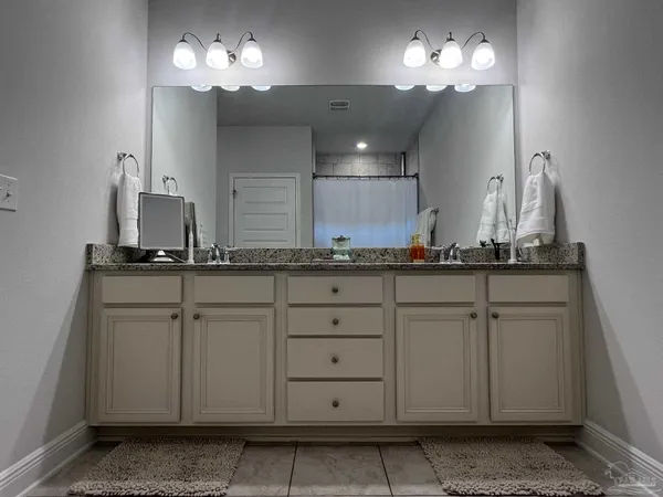 $2,500 | 8026 Burnside Loop, Pensacola, FL 32526