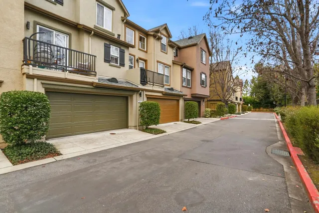 $1,599,888 | 70 Towne Circle, Mountain View, CA 94040