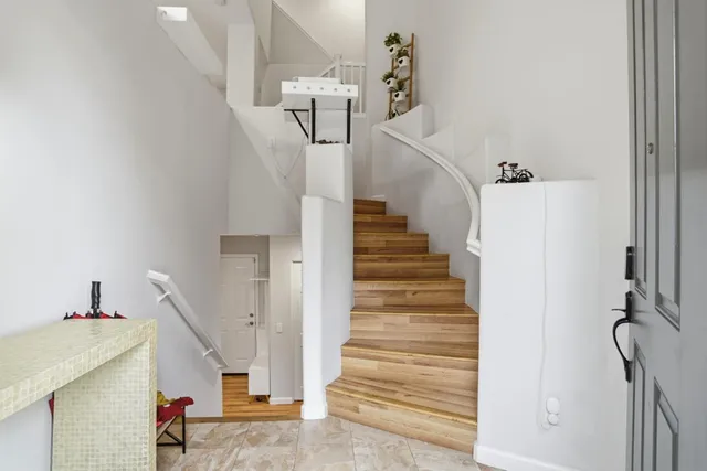 $1,599,888 | 70 Towne Circle, Mountain View, CA 94040