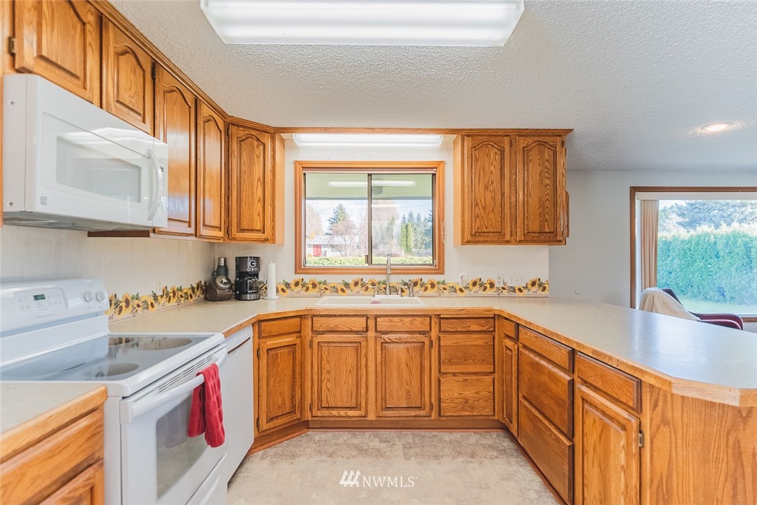 2178 Hamilton Road Northeast Moses Lake, WA 98837 - Photo 11 of 35 Gallery Image 11