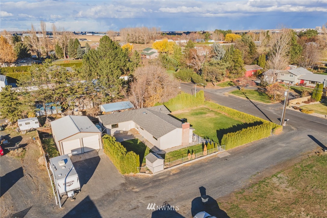 2178 Hamilton Road Northeast Moses Lake, WA 98837 - Photo 2 of 35 Gallery Image 2