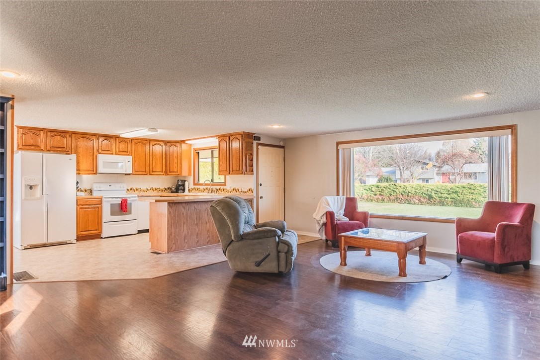 2178 Hamilton Road Northeast Moses Lake, WA 98837 - Photo 8 of 35 Gallery Image 8