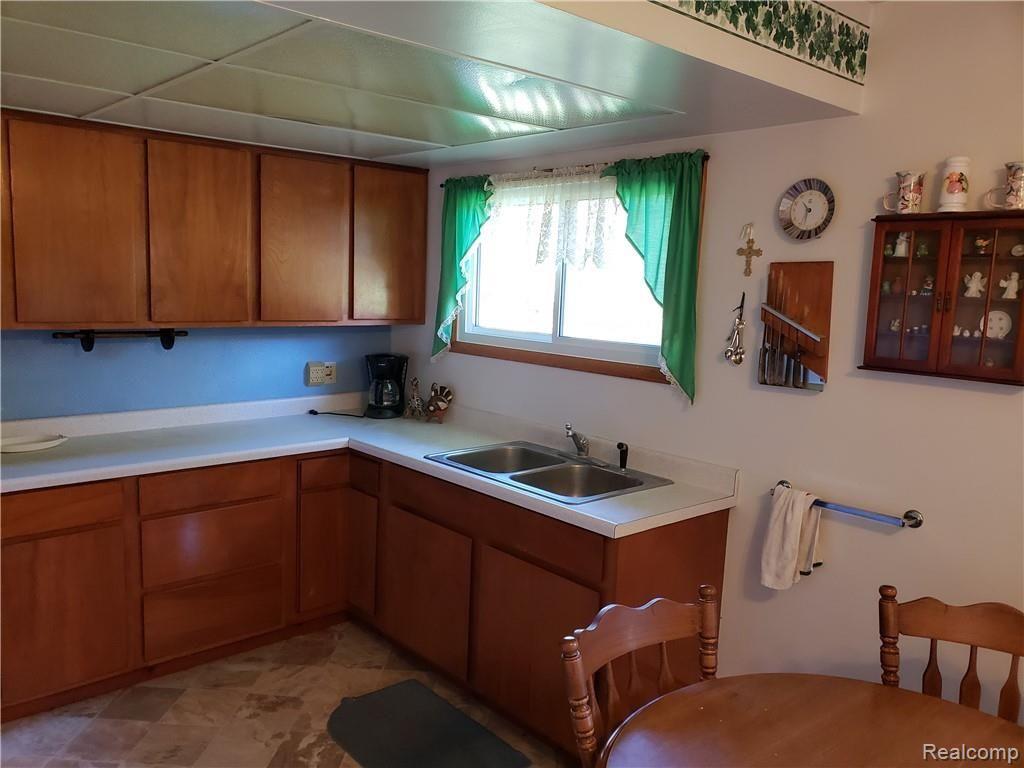 5095 Hasslick Road North Branch, MI 48461 - Photo 14 of 42 Kitchen (2).jpg