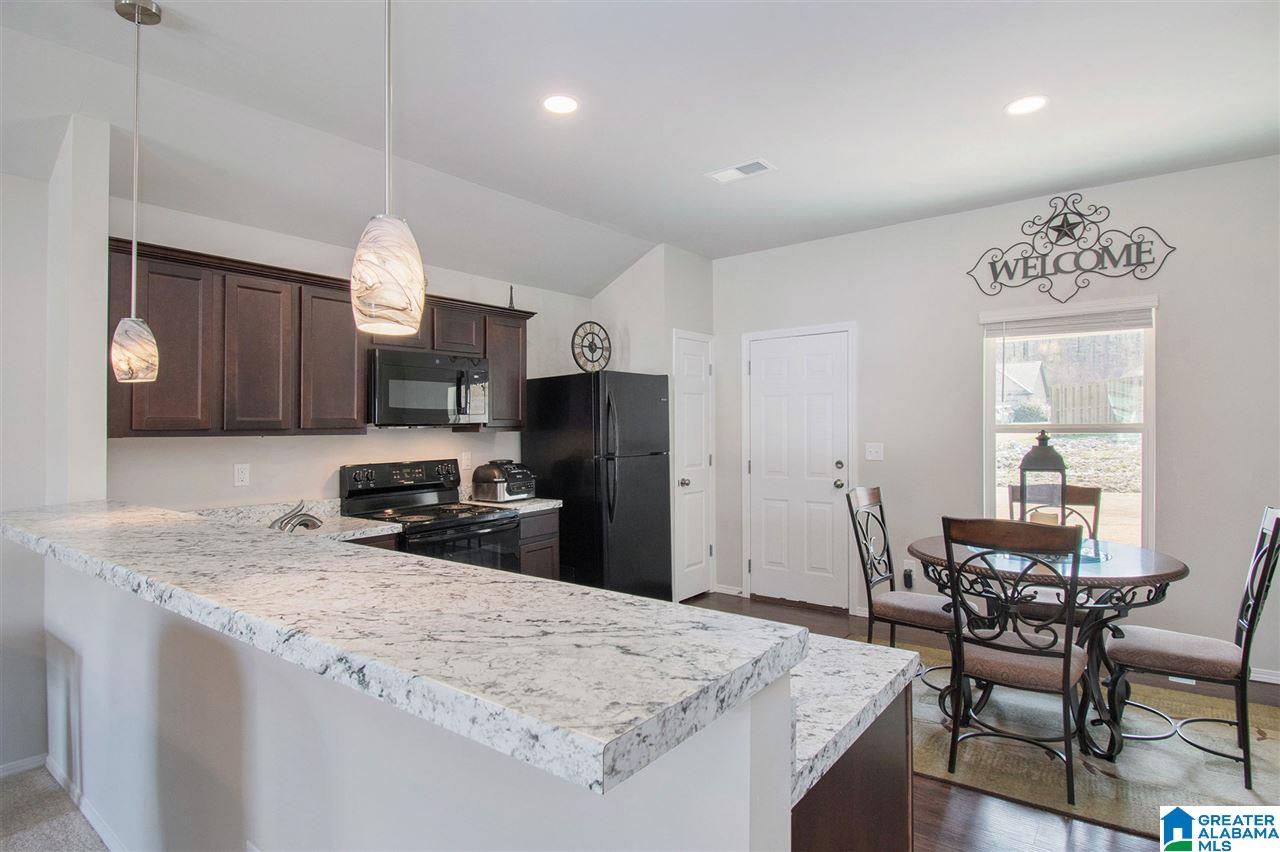 301 Maggie Way Calera, AL 35040 - Photo 12 of 30