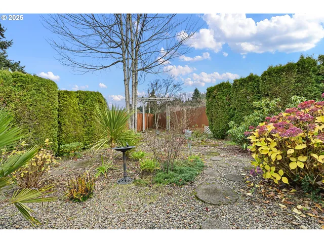 a view of a outdoor space