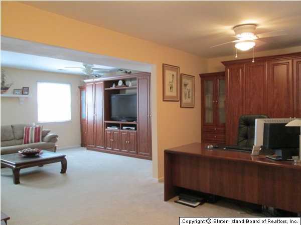 2210 Clove Road Staten Island, NY 10305 - Photo 15 of 18 Additional Photo