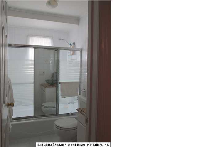 2210 Clove Road Staten Island, NY 10305 - Photo 17 of 18 Additional Photo