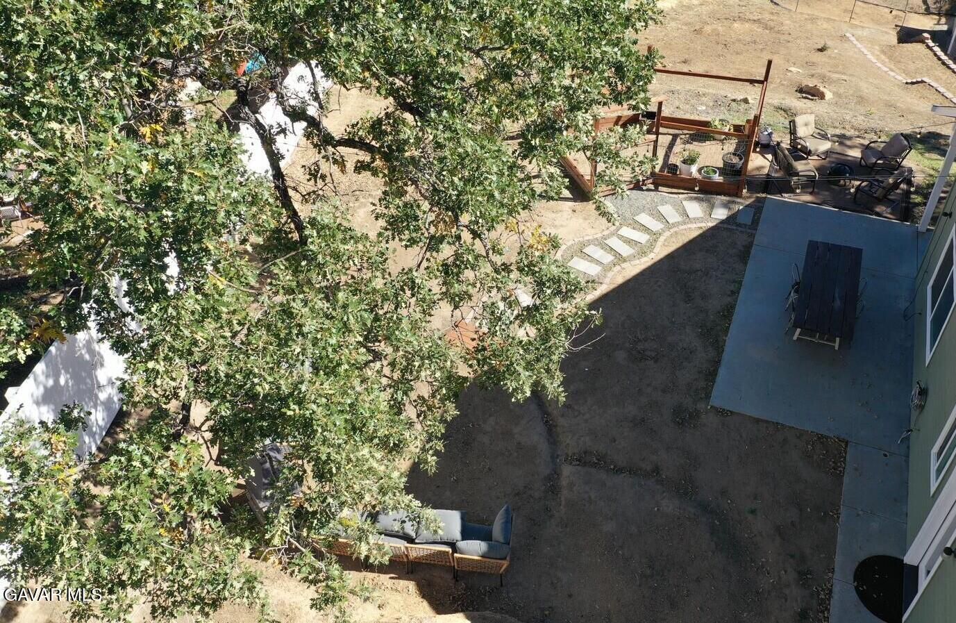 22311 Zurich Drive Tehachapi, CA 93561 - Photo 29 of 37 a view of balcony