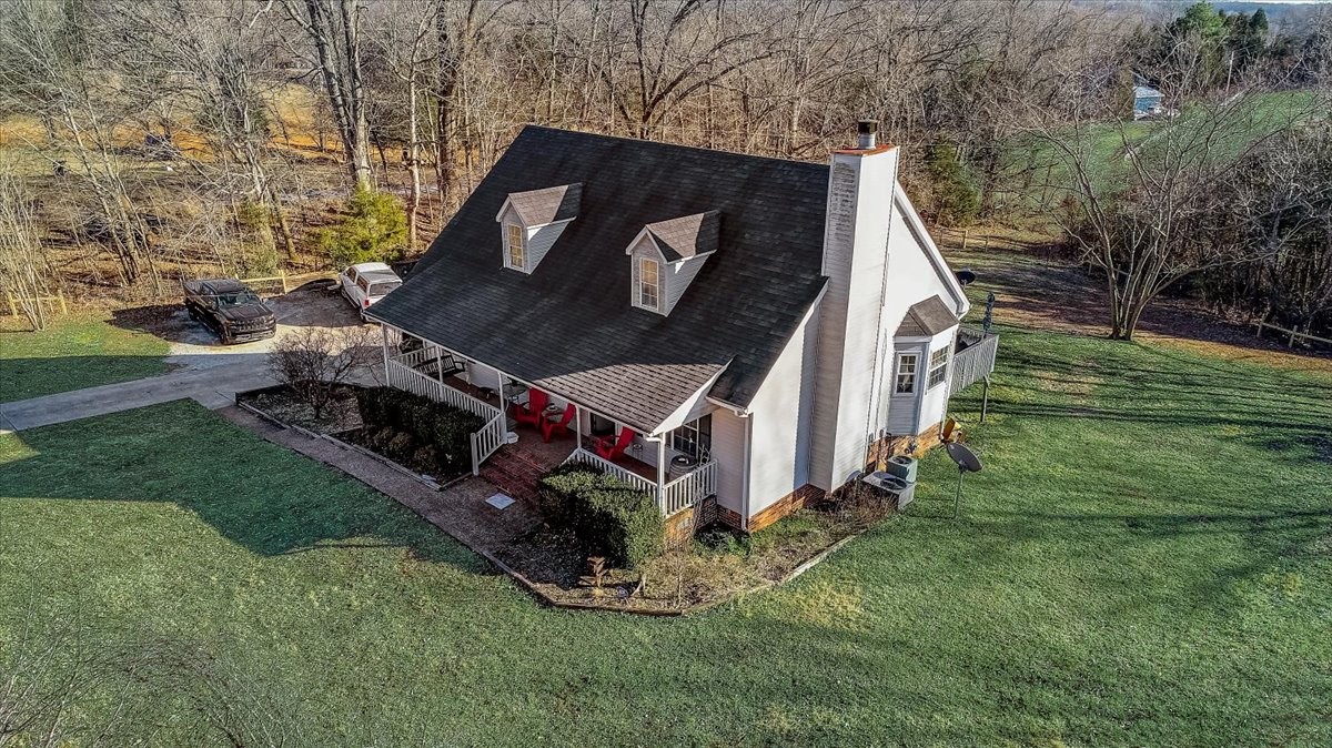 1926 Jones Creek Road Dickson, TN 37055 - Photo 4 of 45 Gallery Image 4