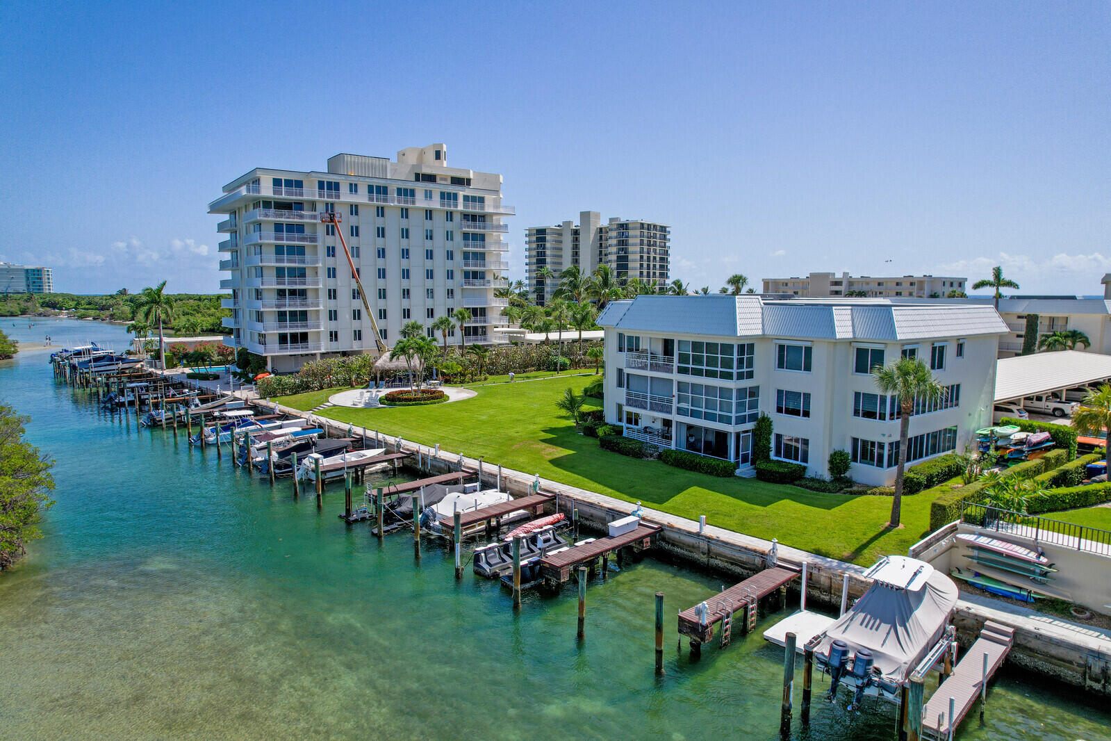 325 South Beach Road, Unit 206 Tequesta, FL 33469 - Photo 7 of 45 07_Aerial_7_mls