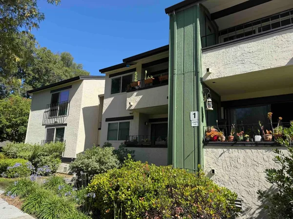 $4,200 | 777 San Antonio Road, Unit 2, Palo Alto, CA 94303