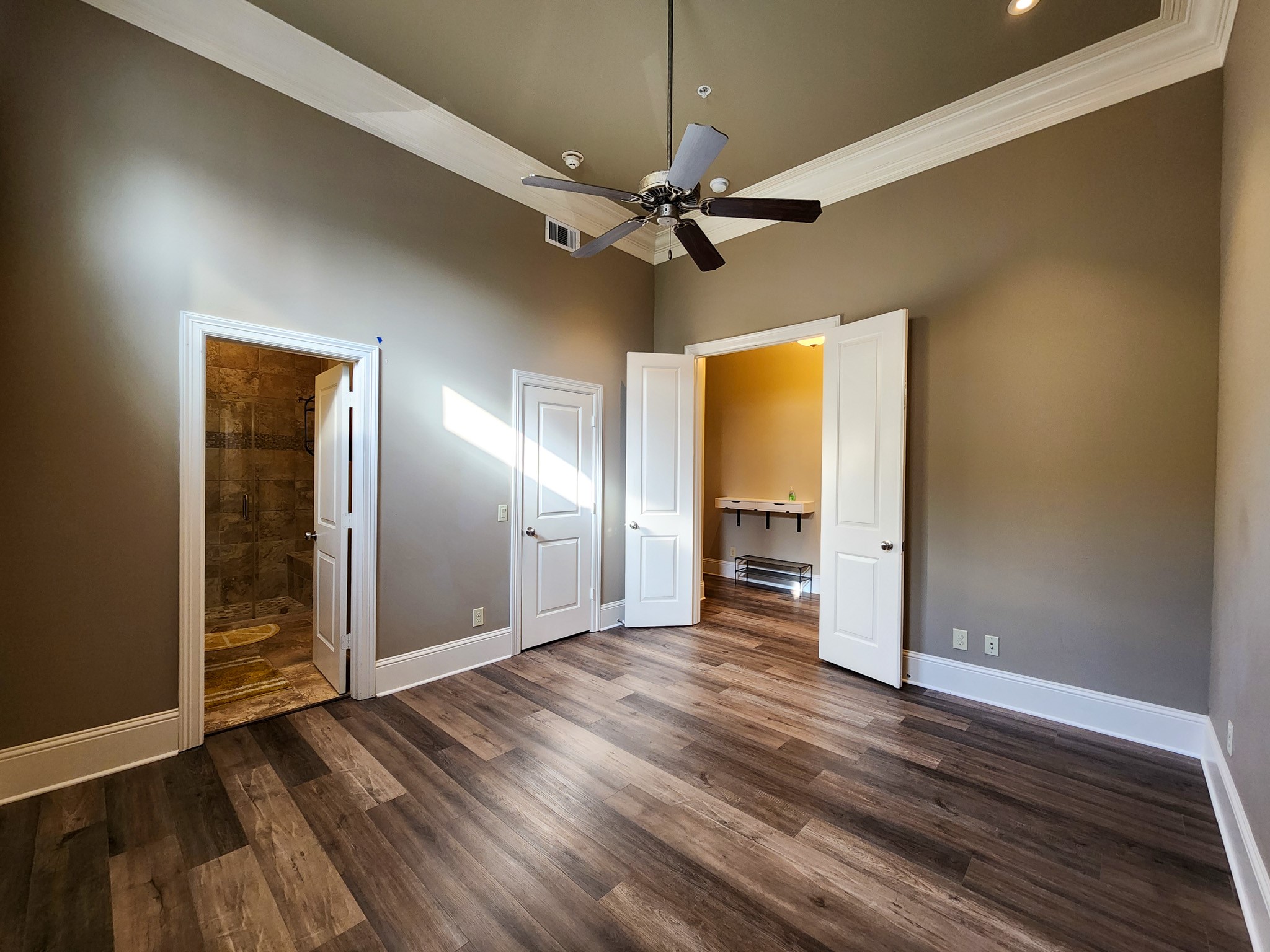 2510 Travis Street, Unit 105 Houston, TX 77006 - Photo 4 of 10