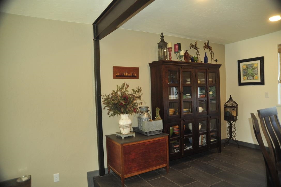 445 35 Road Palisade, CO 81526 - Photo 13 of 42 a living room with furniture