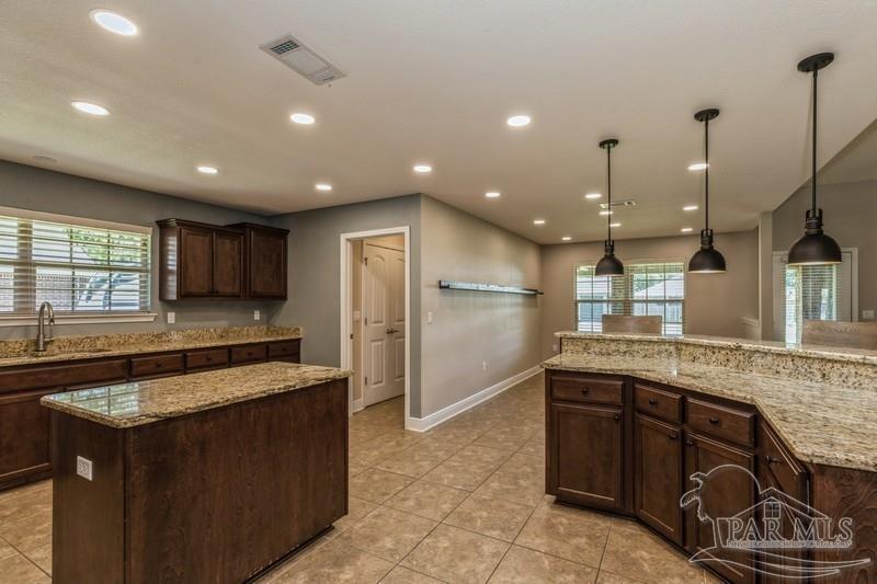 2012 Cardinal Lane Navarre, FL 32566 - Photo 18 of 44