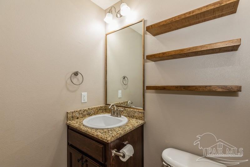 2012 Cardinal Lane Navarre, FL 32566 - Photo 34 of 44