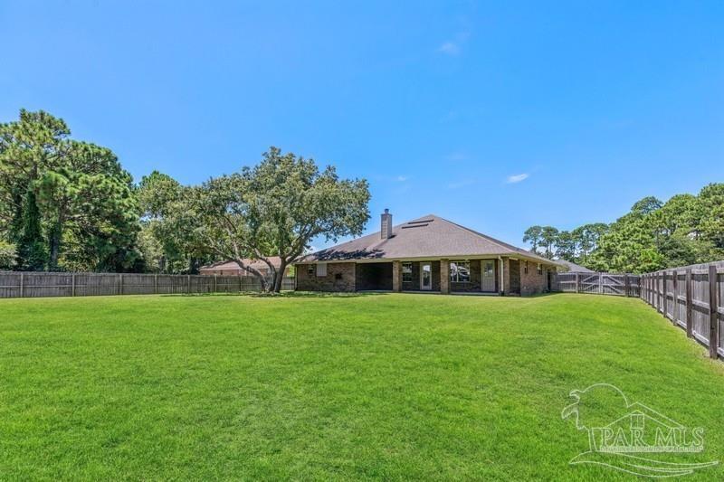 2012 Cardinal Lane Navarre, FL 32566 - Photo 42 of 44