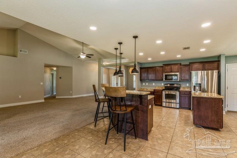 2012 Cardinal Lane Navarre, FL 32566 - Photo 10 of 44