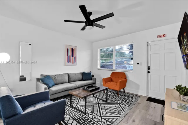 $4,500 | 6650 McKinley Street, Hollywood, FL 33024