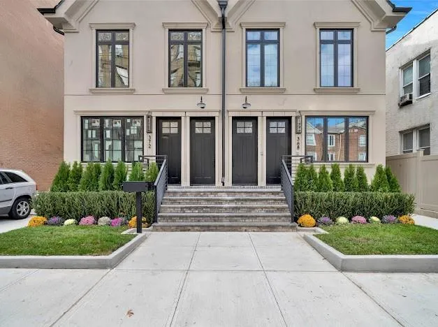 $1,349,000 | 368 92nd Street, Unit 1A | Bay Ridge