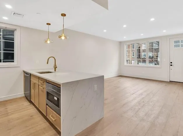 $1,349,000 | 368 92nd Street, Unit 1A | Bay Ridge