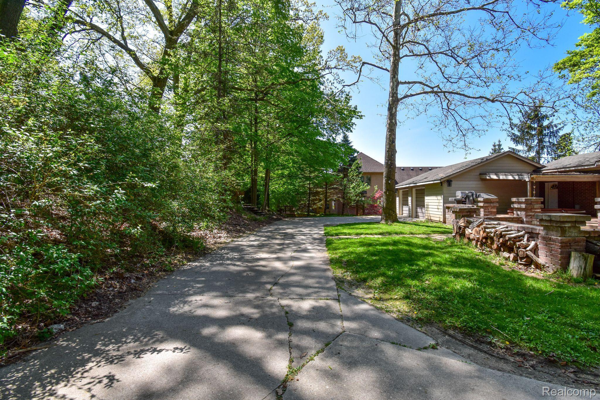564 Bloomer Ridge Drive Rochester, MI 48307 - Photo 57 of 66 Gallery Image 57