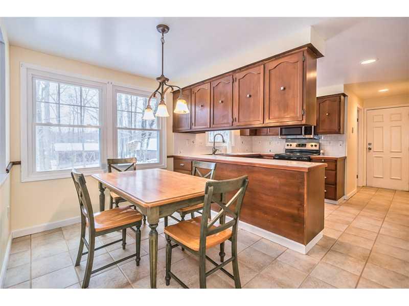 239 Foxglove Road Economy, PA 15005 - Photo 11 of 25 Kitchen.