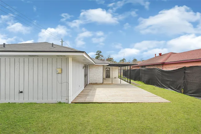 $199,900 | 6319 Bluestone Drive, Houston, TX 77016