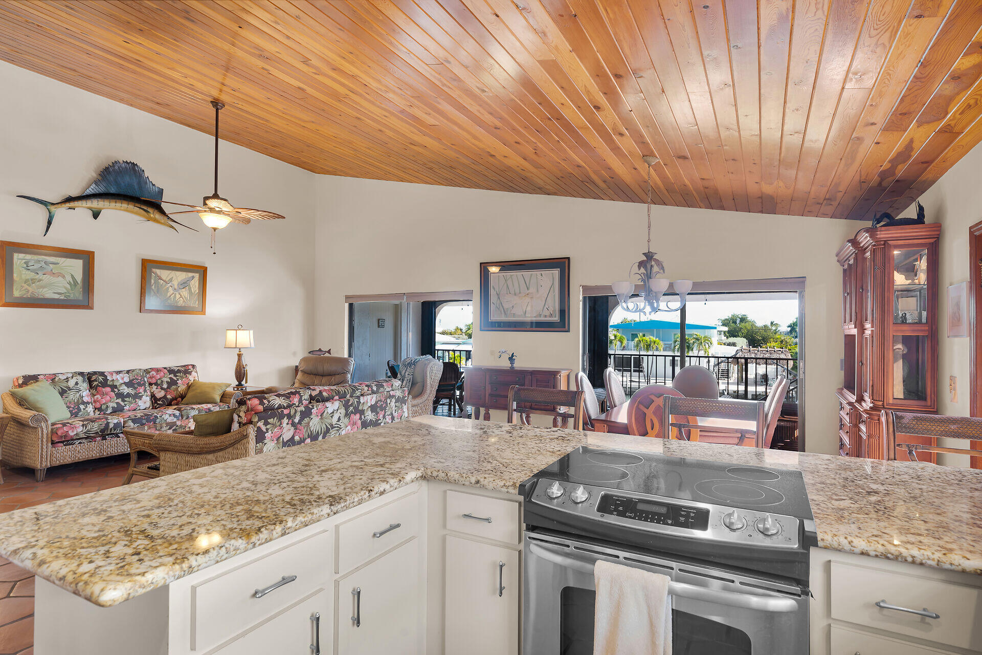580 9th Street Key Colony Beach, FL 33051 - Photo 17 of 45 virtual-tour-361060-mls-high-res-image-3