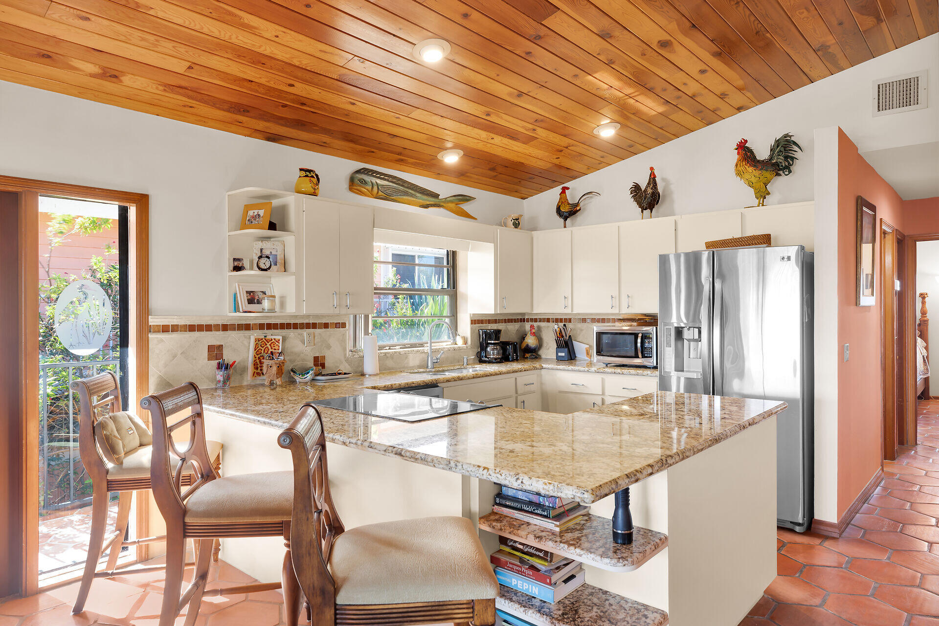 580 9th Street Key Colony Beach, FL 33051 - Photo 6 of 45 virtual-tour-361060-mls-high-res-image-2