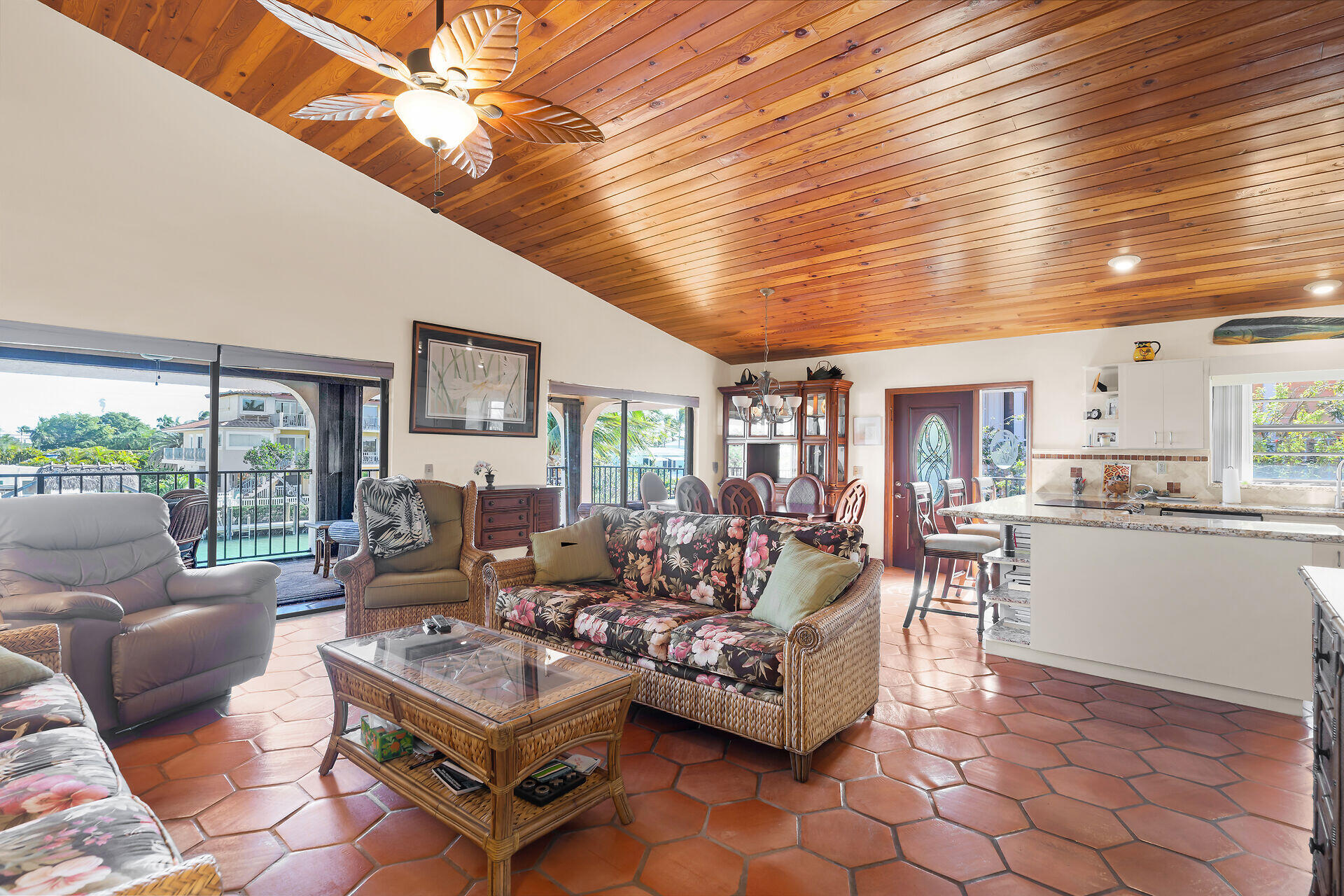 580 9th Street Key Colony Beach, FL 33051 - Photo 9 of 45 virtual-tour-361060-mls-high-res-image-2