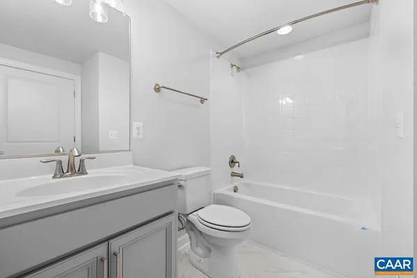 $714,400 | 42 Whisperwood Court, Troy, VA 22974