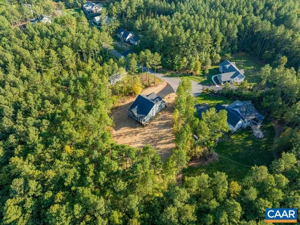 $714,400 | 42 Whisperwood Court, Troy, VA 22974