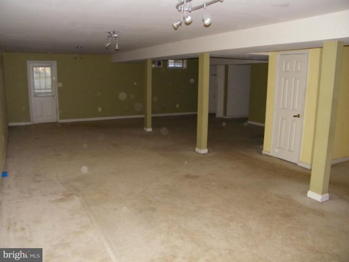 5445 Ashleigh Road Fairfax, VA 22030 - Photo 4 of 19 Basement