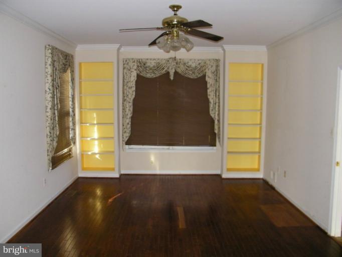 5445 Ashleigh Road Fairfax, VA 22030 - Photo 5 of 19 Study